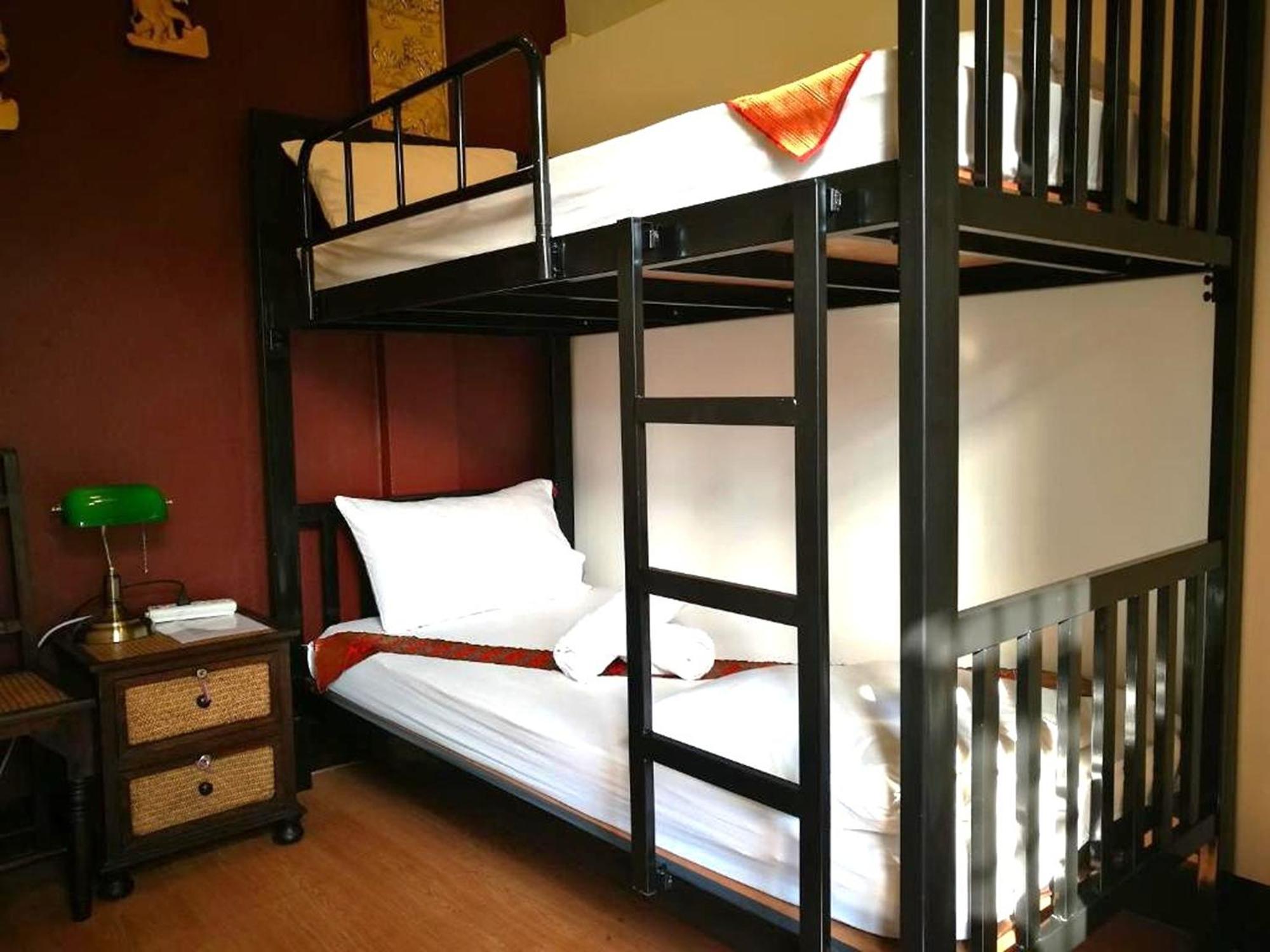 Ashi Poshtel Hostel Chiang Mai Bagian luar foto