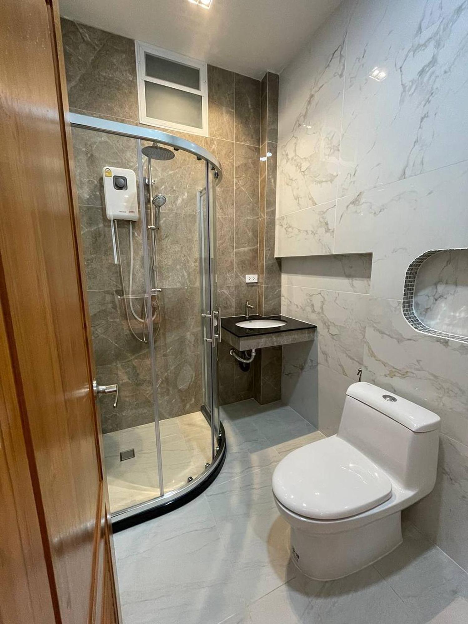 Ashi Poshtel Hostel Chiang Mai Bagian luar foto