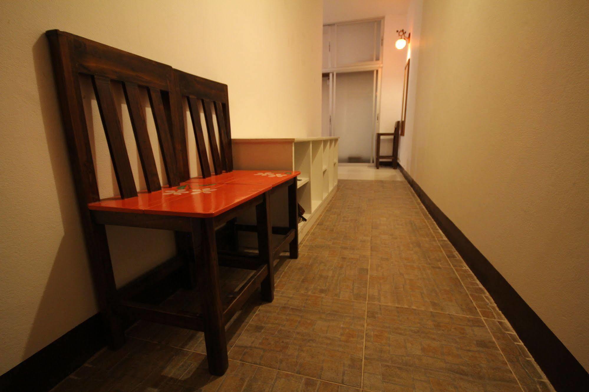 Ashi Poshtel Hostel Chiang Mai Bagian luar foto