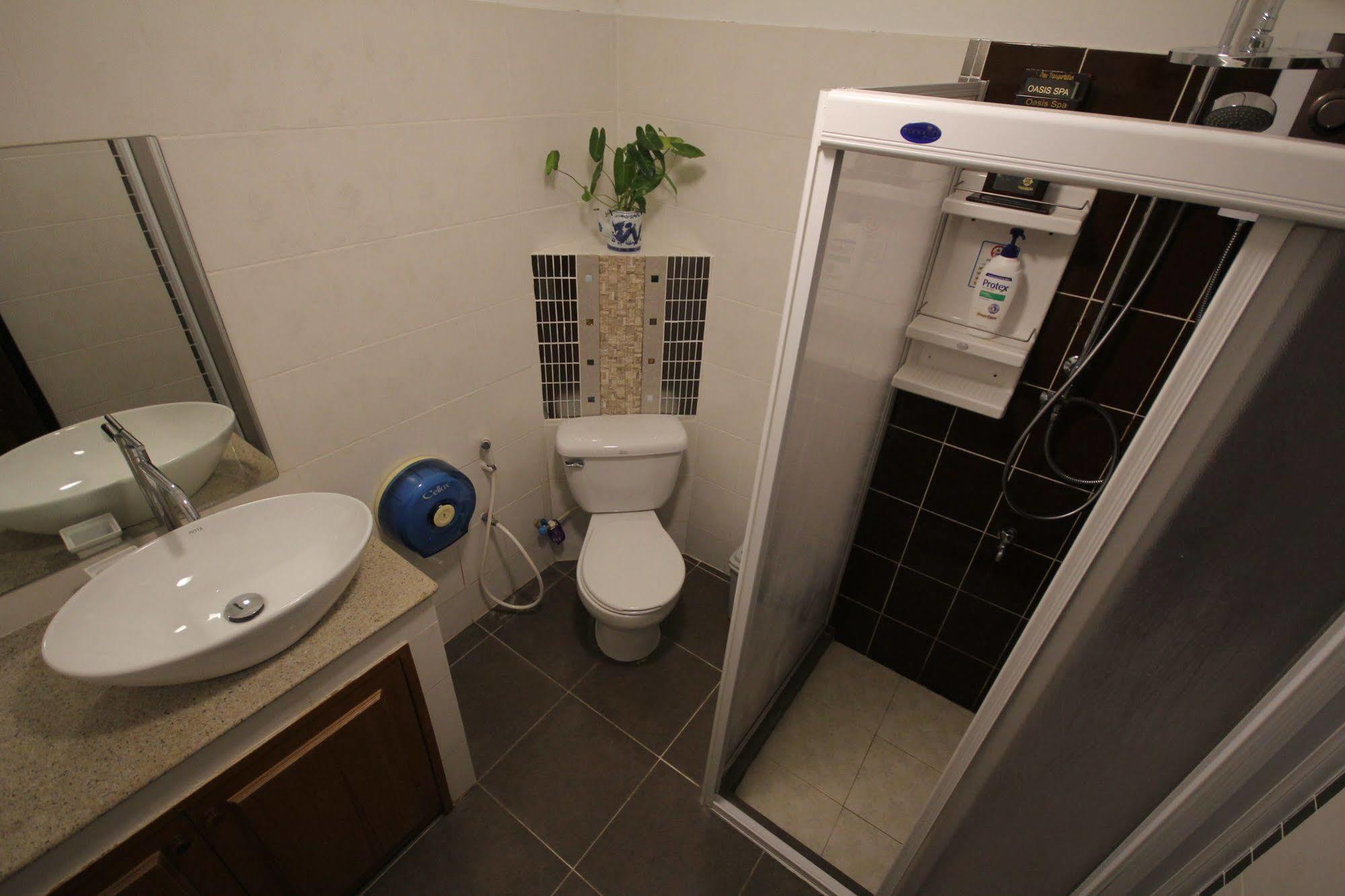 Ashi Poshtel Hostel Chiang Mai Bagian luar foto