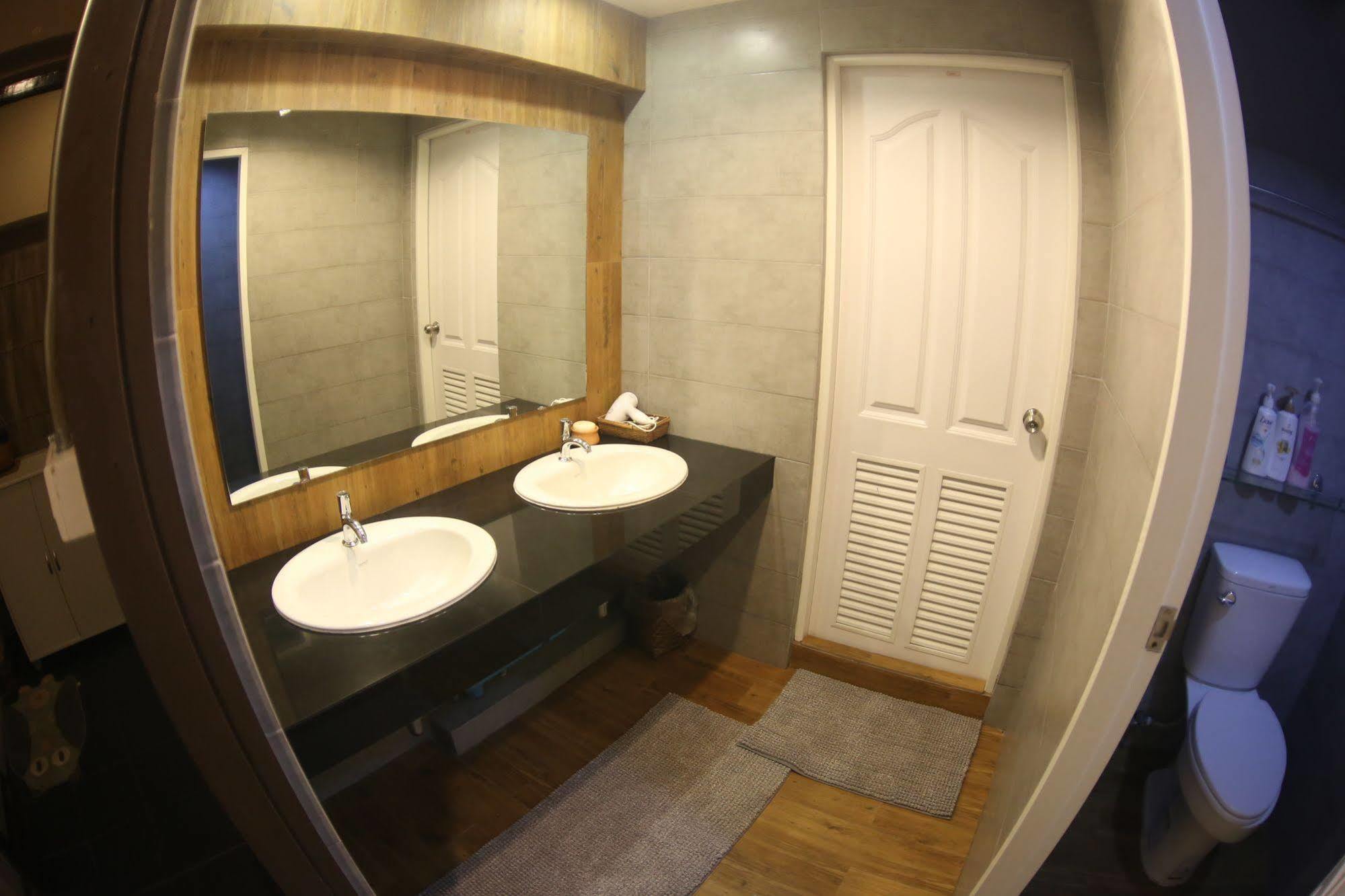 Ashi Poshtel Hostel Chiang Mai Bagian luar foto